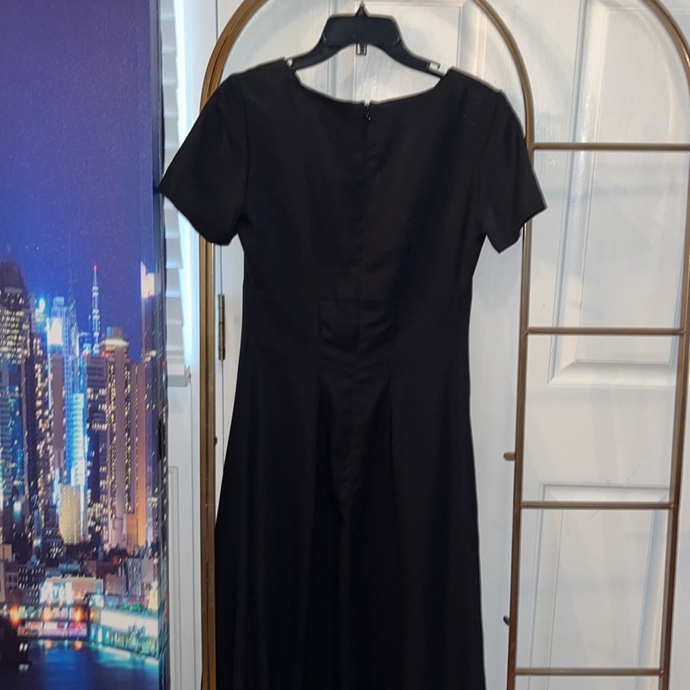 Black Performance Gown - Picture 4 of 6
